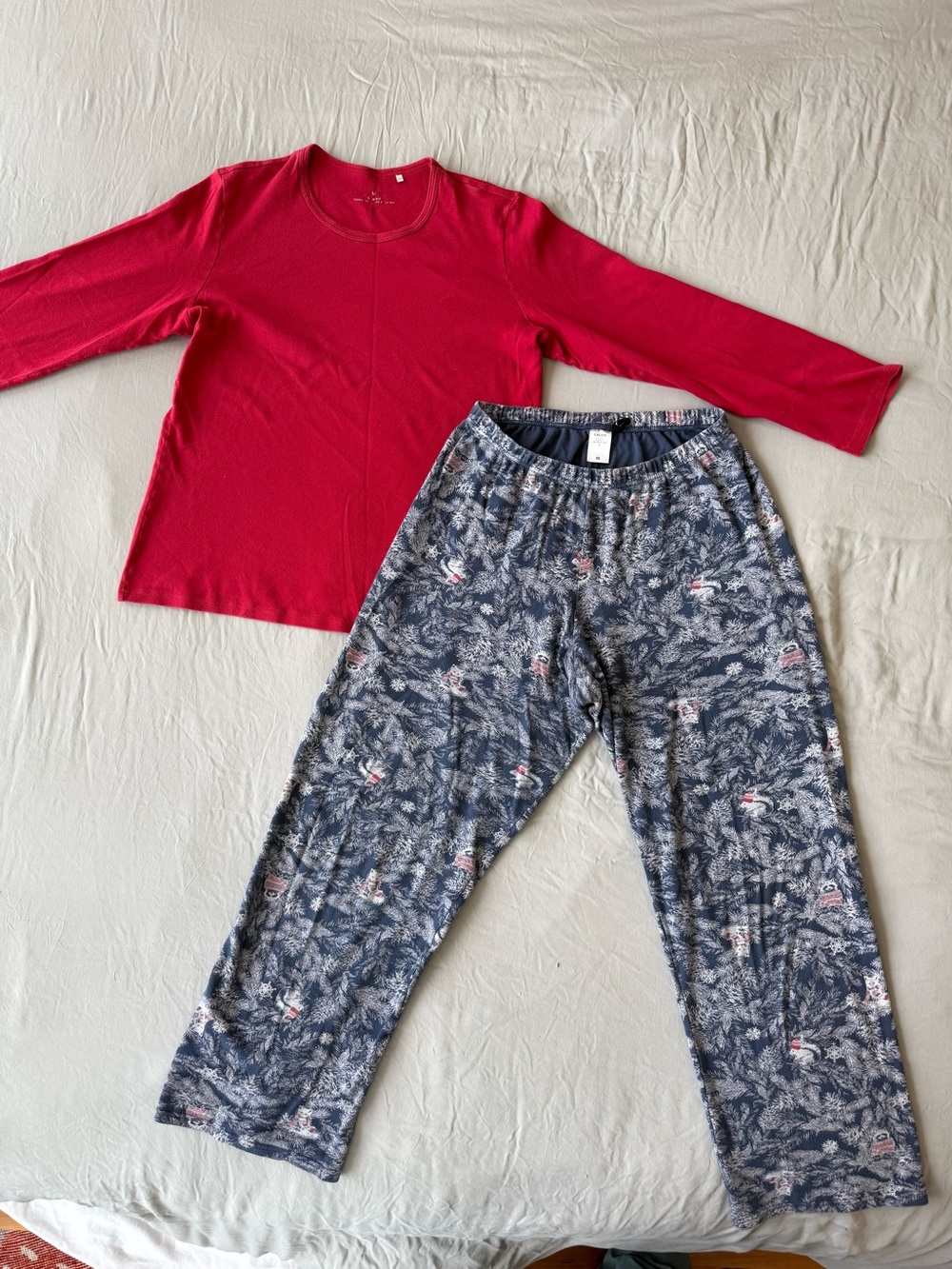 Calida Women's Two-Piece Pajama Set With Subtle Festive Winter Animal Print